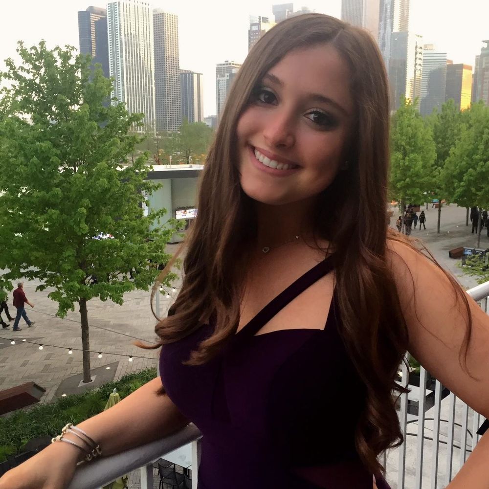 Meet your Posher, Caroline